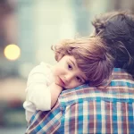 Qué es la hiperpaternidad y sus consecuencias en los niños